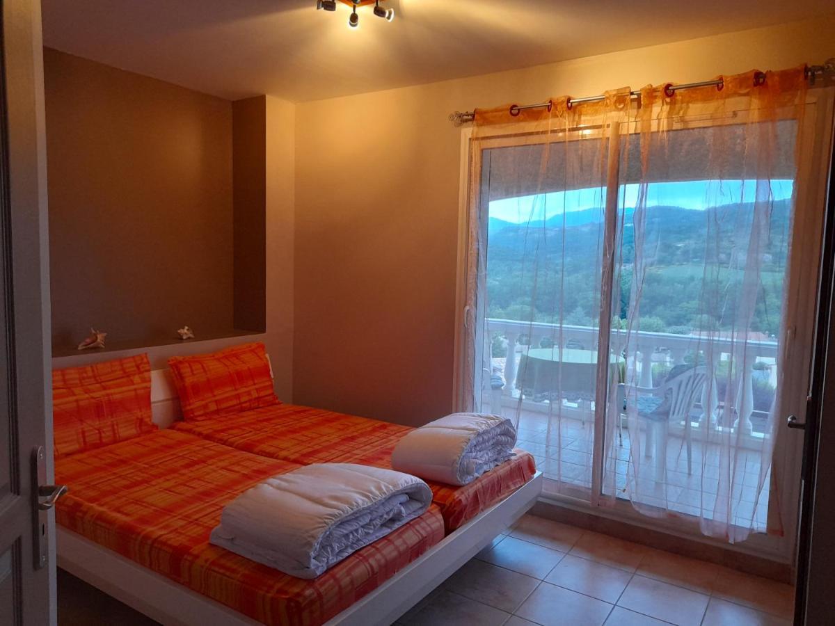 Chez Bernard Et Rosina Bed and Breakfast Espéraza Εξωτερικό φωτογραφία